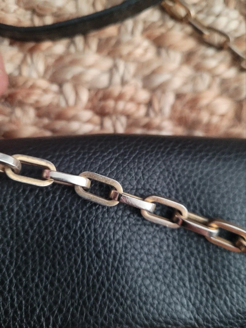 Marc by Marc Jacobs Black Pebbled Leather Turnlock Chain Strap Crossbody Bag